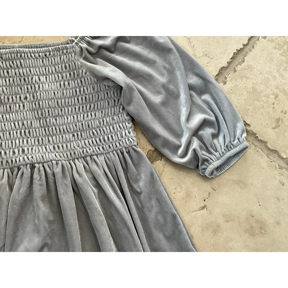 NWT‎ Old Navy gray Girl's Smocked Velvet Dress - size 4T